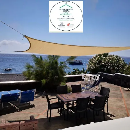 Vakantiehuis Mareblu Luxury Direttamente Sul Mare *