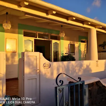 Mareblu Luxury Direttamente Sul Mare Vakantiehuis *