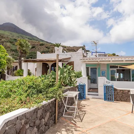 Mareblu Luxury Direttamente Sul Mare Сasa de vacaciones Estrómboli