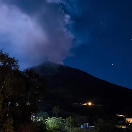 Holiday home Mareblu Luxury Direttamente Sul Mare Stromboli