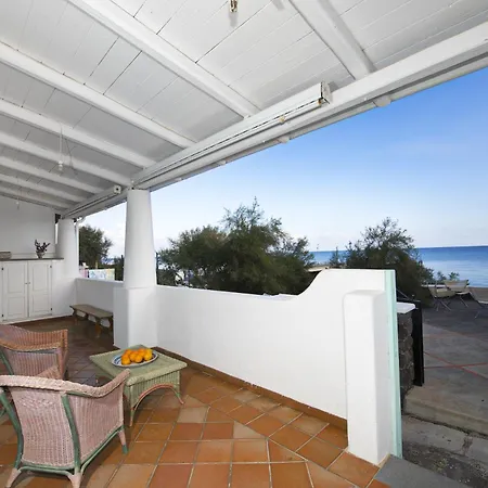Vakantiehuis Mareblu Luxury Direttamente Sul Mare Stromboli