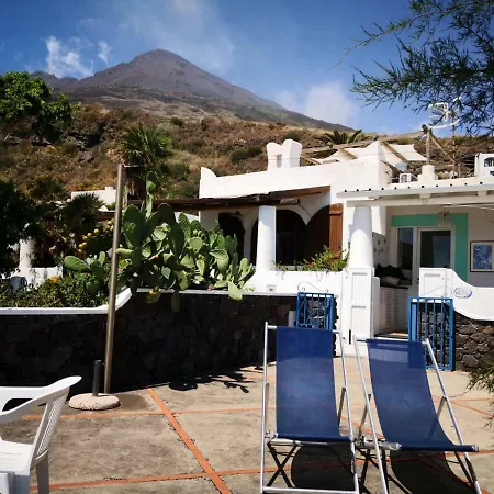 Vakantiehuis Mareblu Luxury Direttamente Sul Mare Stromboli